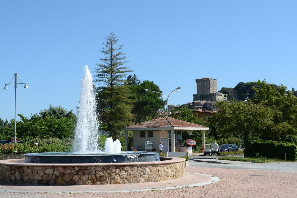 Parco Delle Piscine Hotel Sarteano Eksteriør billede