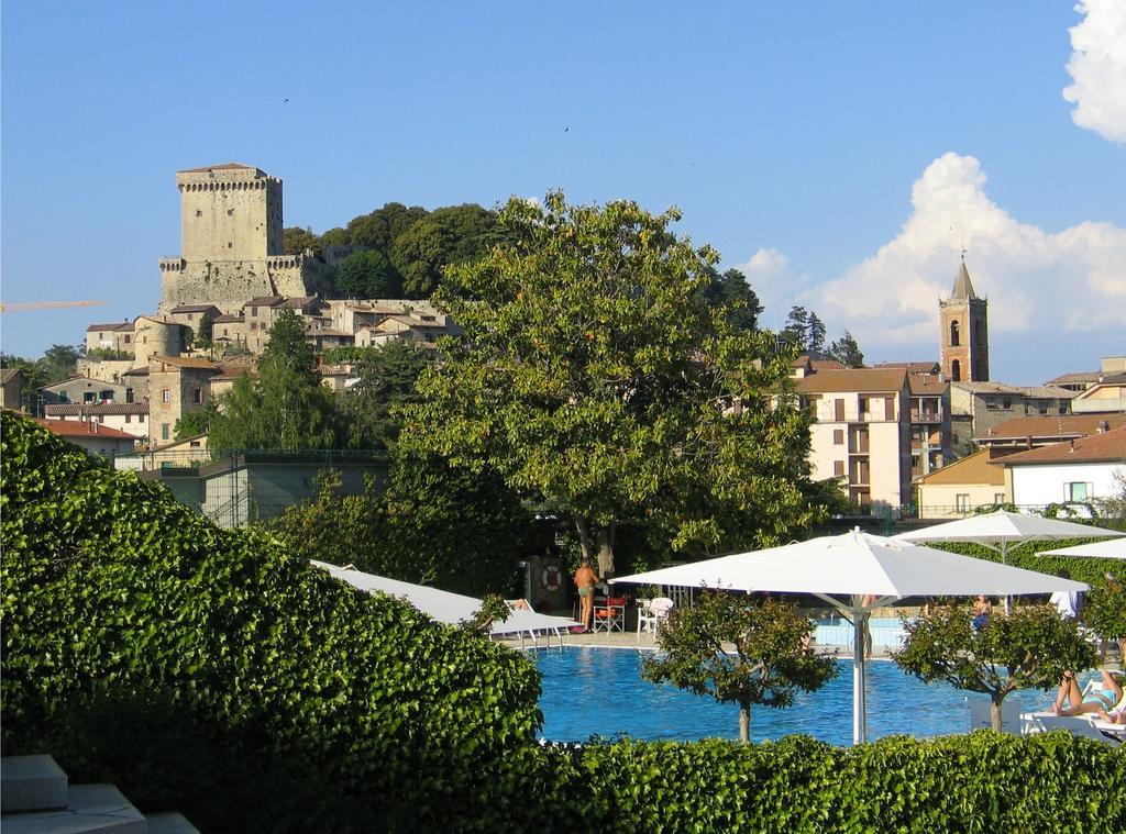 Parco Delle Piscine Hotel Sarteano Eksteriør billede