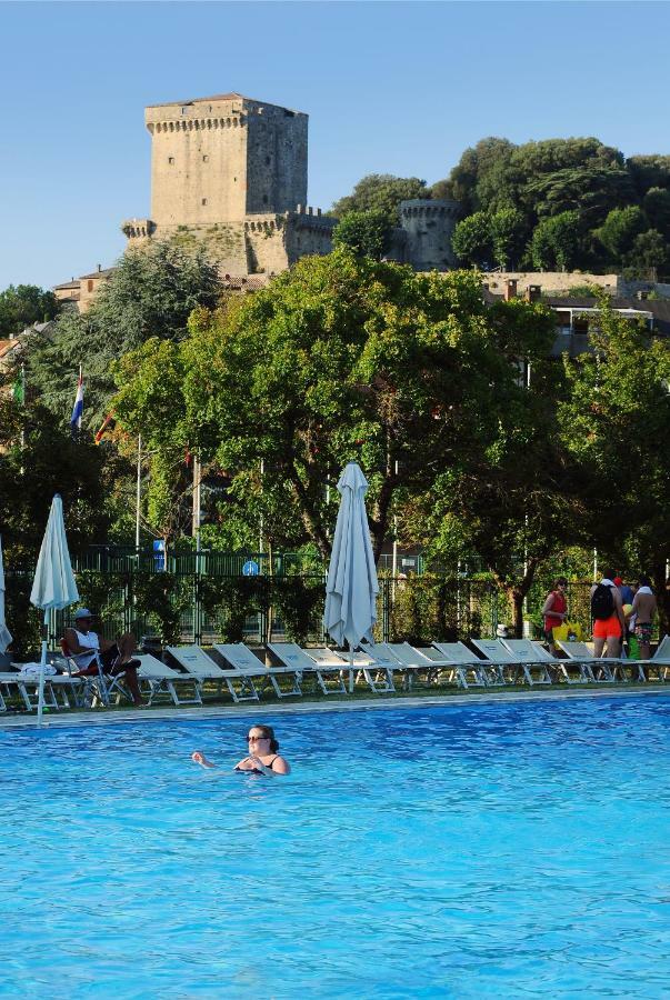 Parco Delle Piscine Hotel Sarteano Eksteriør billede